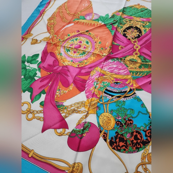 Auth Celine Floral Silk Scarf X-Large ๐ฏ - Picture 8 of 10